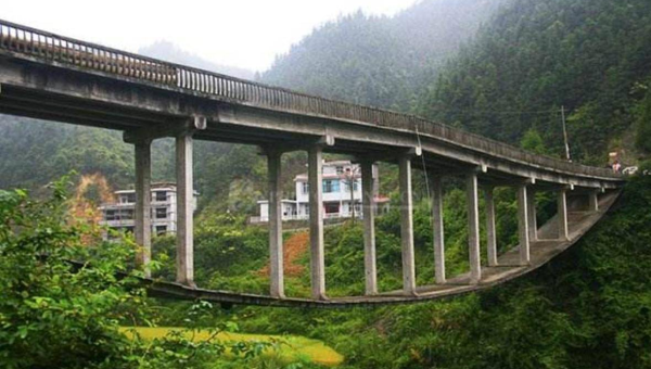 梦见在梦境中用泡泡建造一座坚固城堡